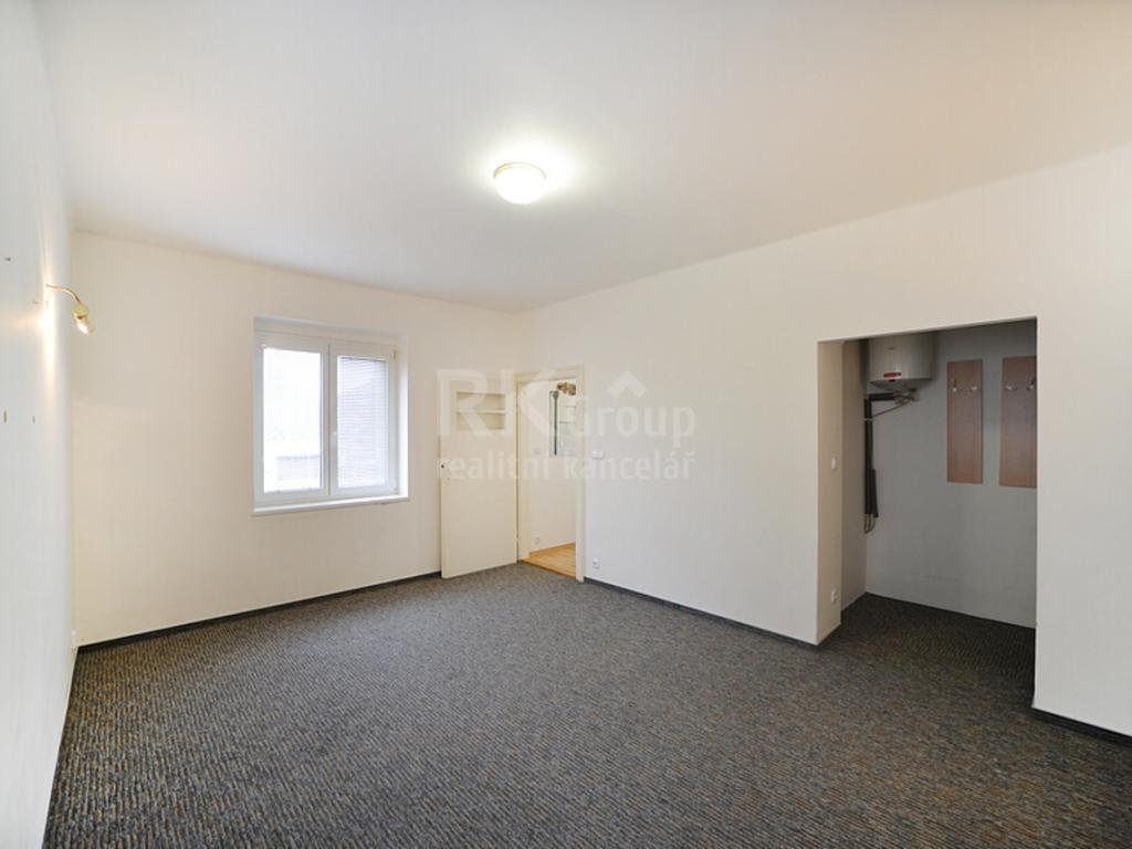 Pronájem bytu 1+1 30 m2