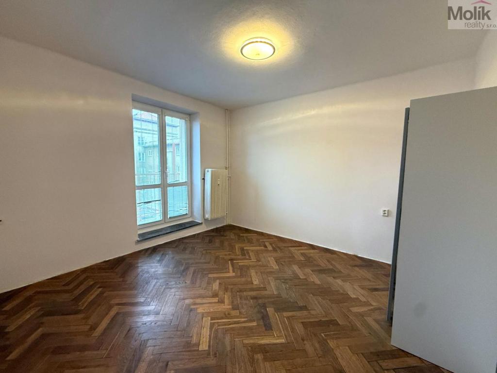 Pronájem bytu 1+1 36 m2