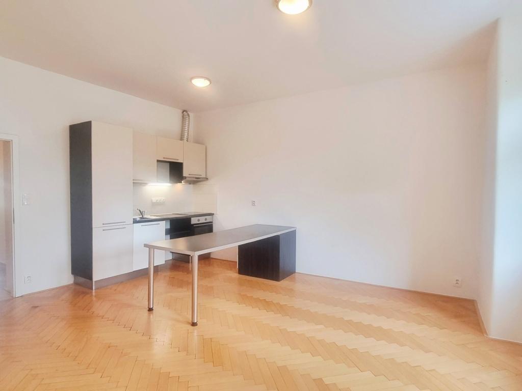 Pronájem bytu 2+kk 56 m2