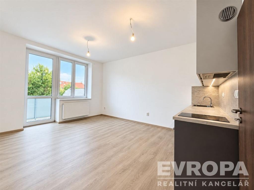 Pronájem bytu 1+kk 32 m2