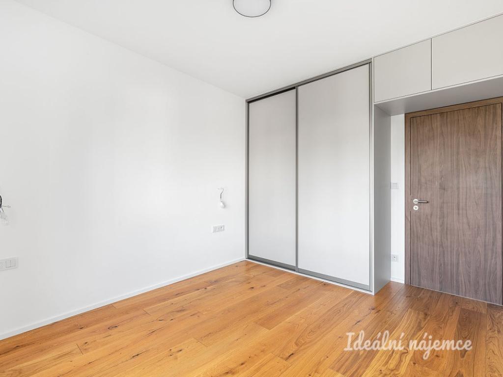 Pronájem bytu 2+kk 50 m2, Praha – náhled fotky 7