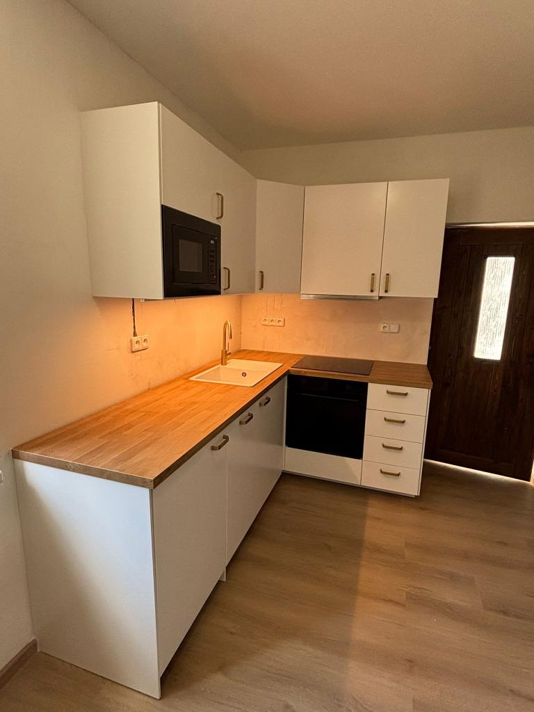 Pronájem bytu 2+kk 36 m2