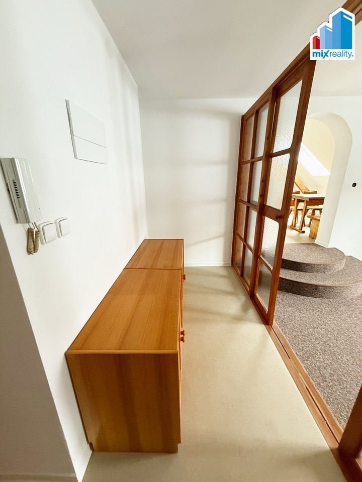 Pronájem bytu 1+1 38 m2