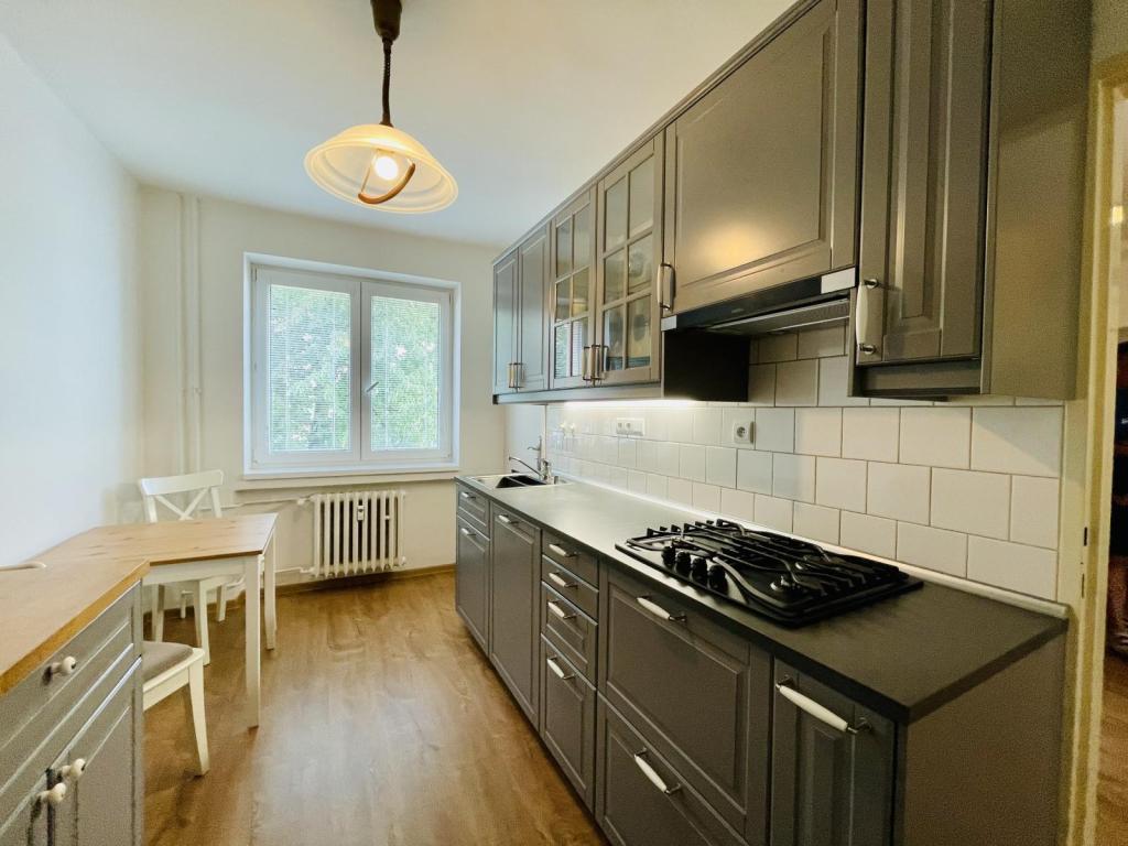 Prodej bytu 2+1 60 m2, Praha – náhled fotky 2