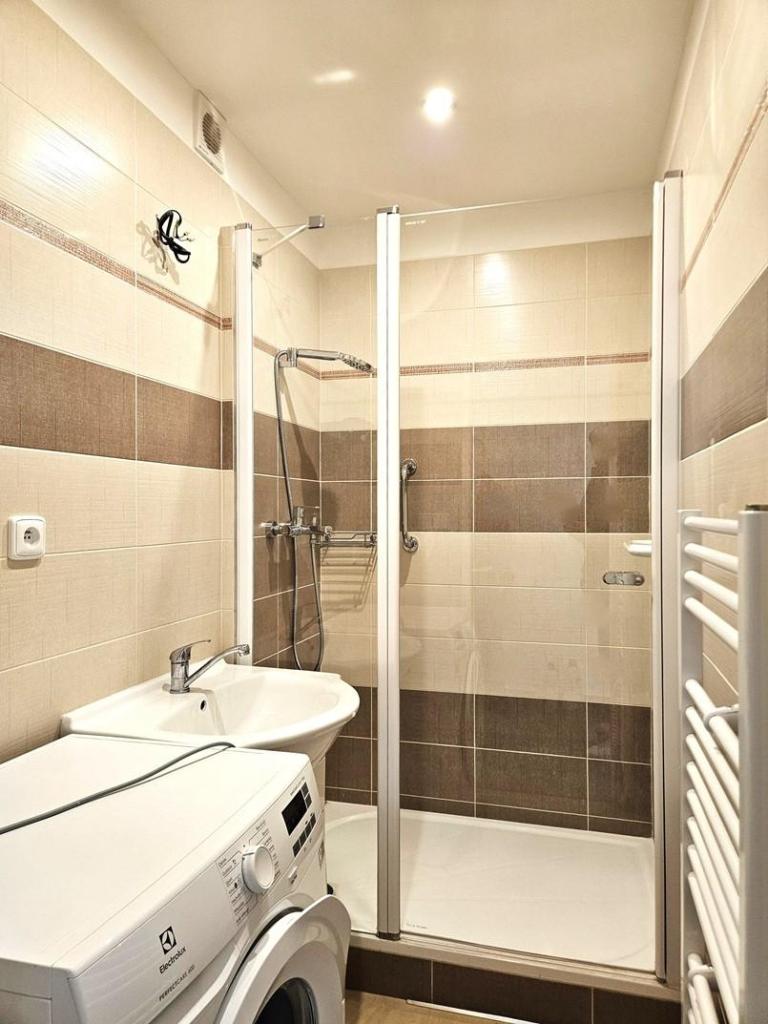 Prodej bytu 2+kk 44 m2, Praha – náhled fotky 7