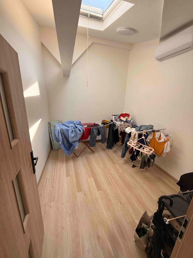 Pronájem bytu 1+kk 70 m2