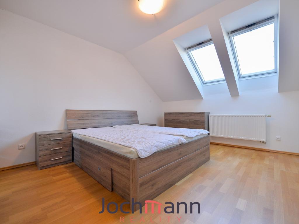 Pronájem bytu 2+kk 62 m2