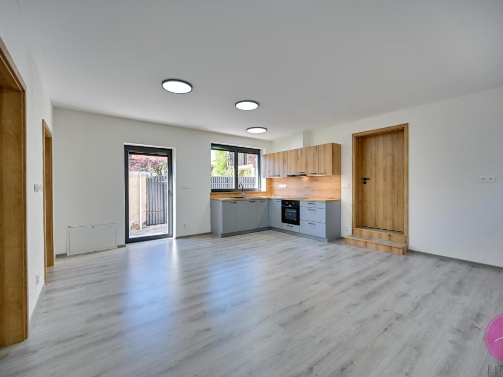 Pronájem bytu 3+kk 61 m2