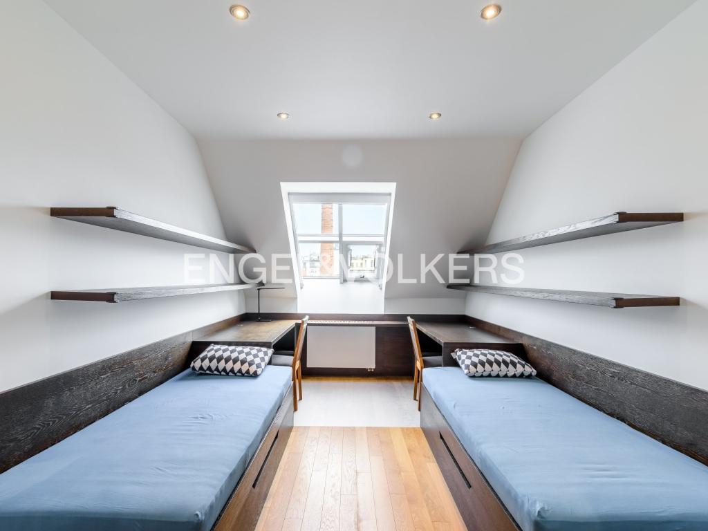 Pronájem bytu 4+kk 140 m2