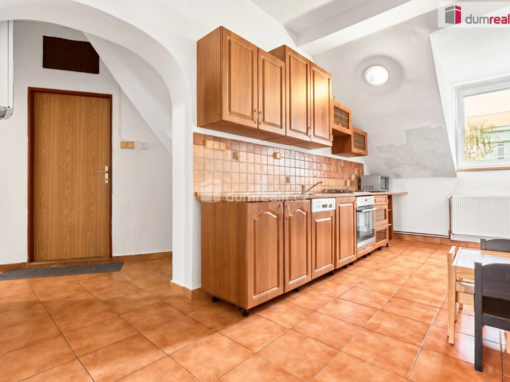 2+1, Karlovy Vary - Sokolovská, 2999000 Kč, 82 m2