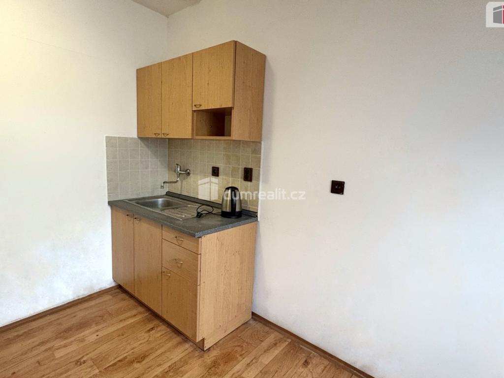 Pronájem bytu 1+kk 18 m2