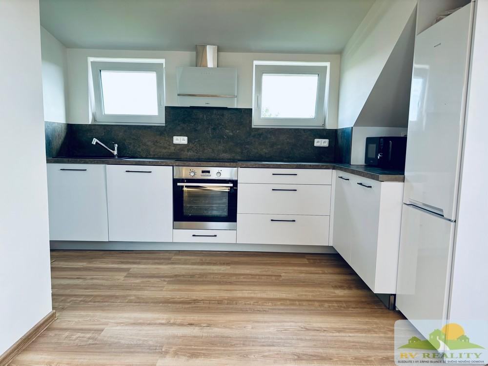 Pronájem bytu 1+kk 60 m2