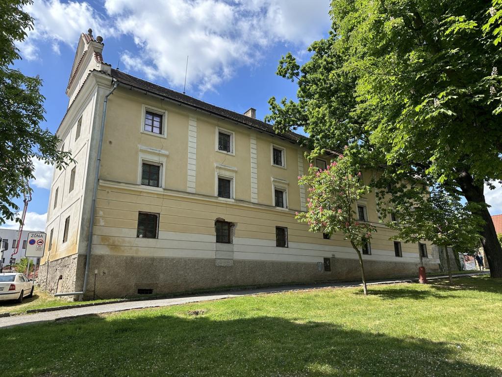 Prodej domu 1200 m2
