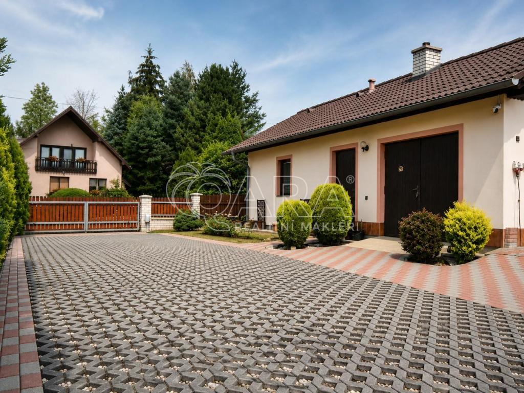 Prodej domu 220 m² – pohled 2