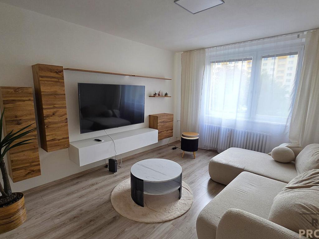 Pronájem bytu 2+1 52 m2