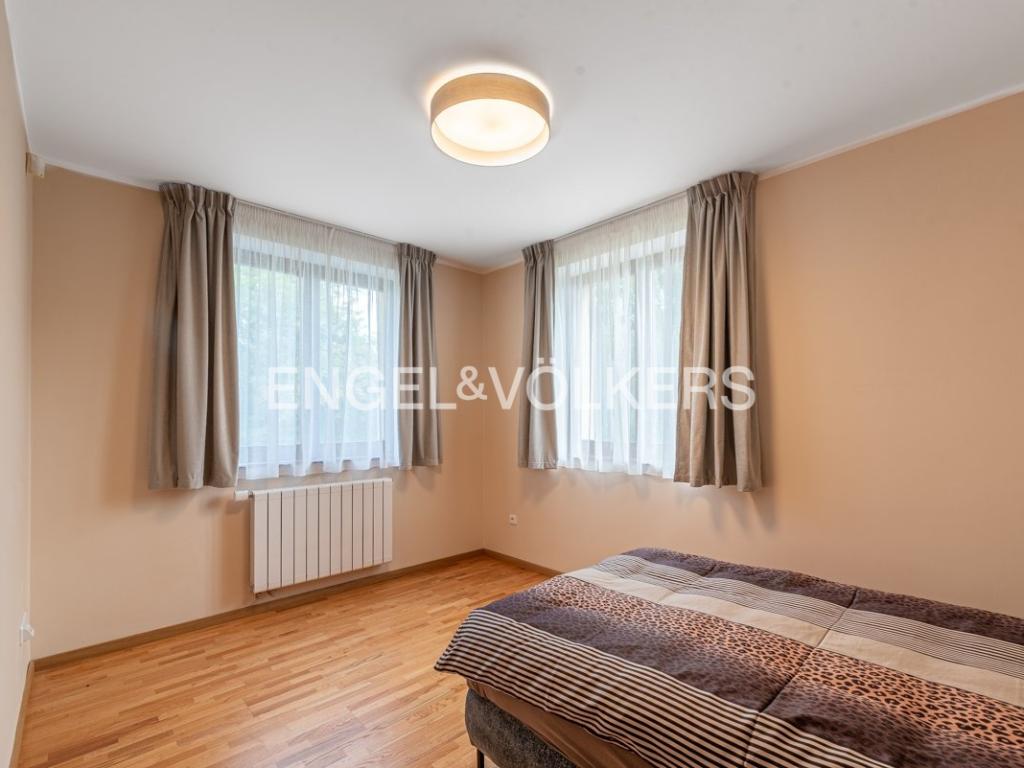 Pronájem domu 288 m2, Praha – náhled fotky 11