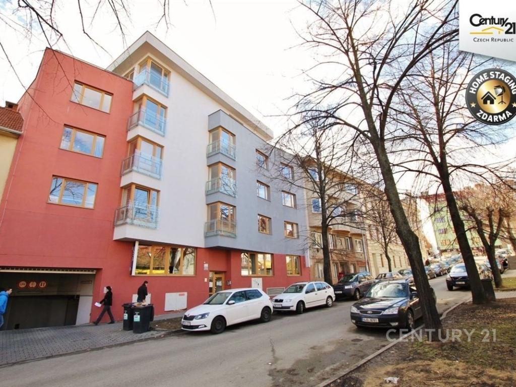 Pronájem bytu 3+kk 90 m2