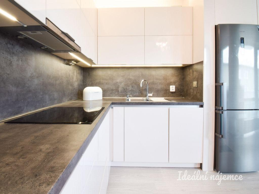 Pronájem bytu 3+kk 73 m2