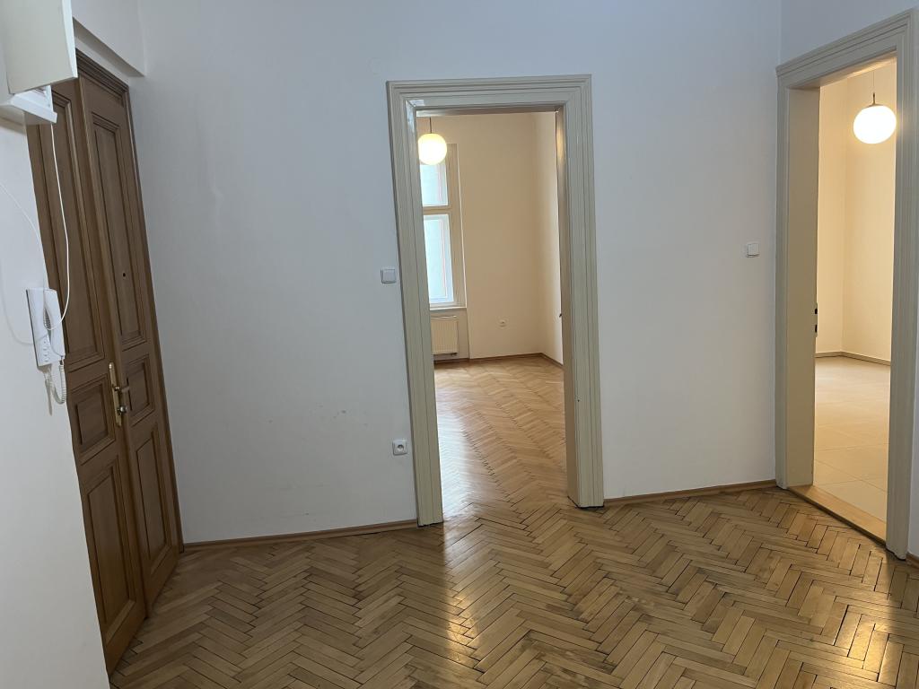 Pronájem bytu 2+1 77 m2