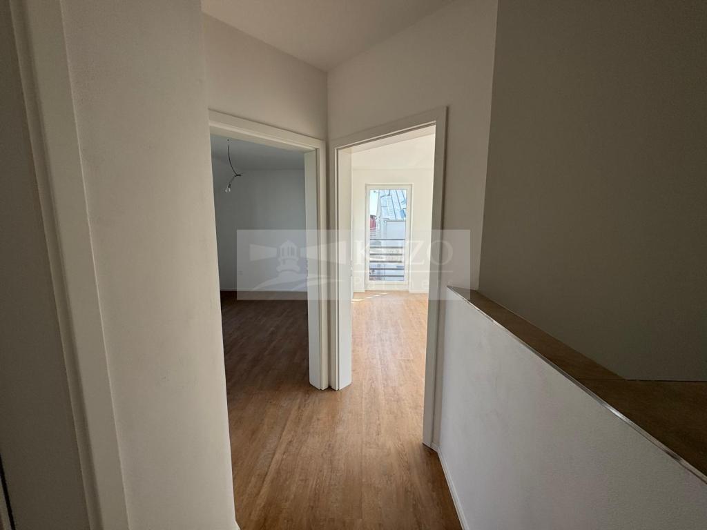 Pronájem domu 165 m2, Mladá Boleslav – náhled fotky 18