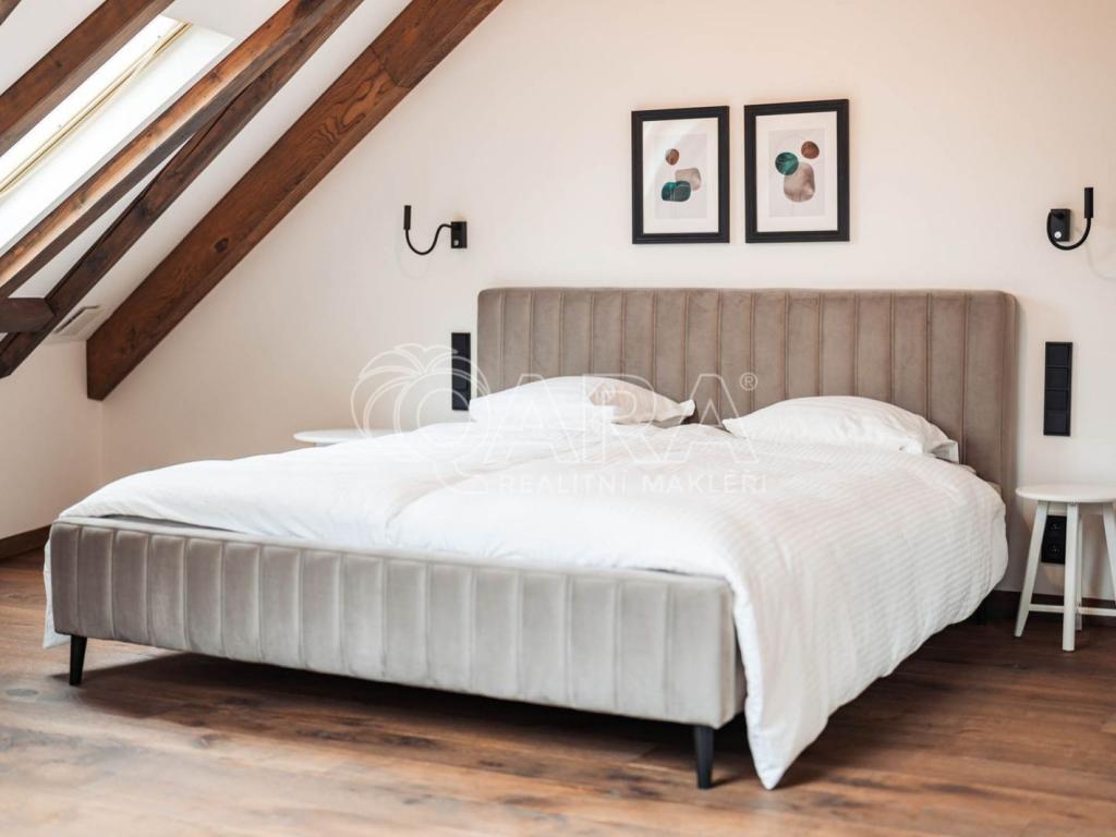 Pronájem bytu 5+kk 335 m2, Praha – náhled fotky 9