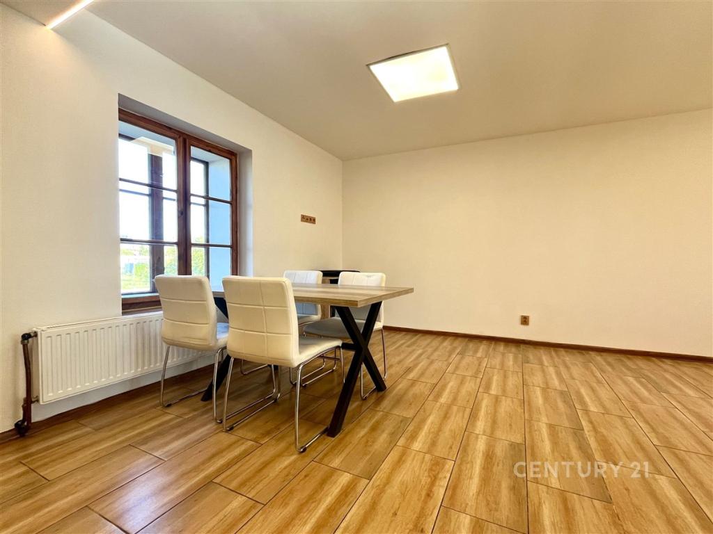 Pronájem bytu 1+kk 34 m2