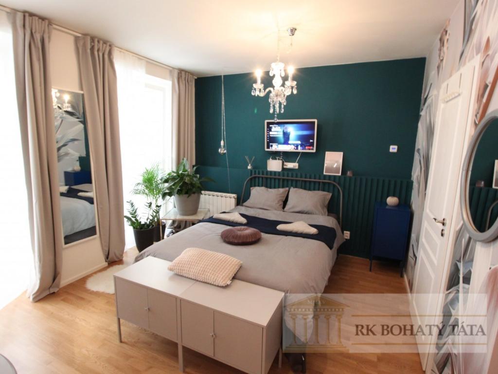 Pronájem bytu 1+kk 23 m2