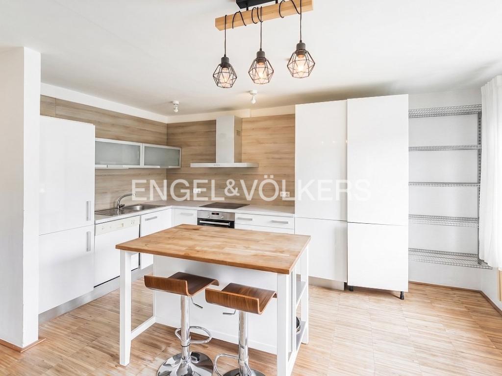 Pronájem bytu 3+kk 100 m2