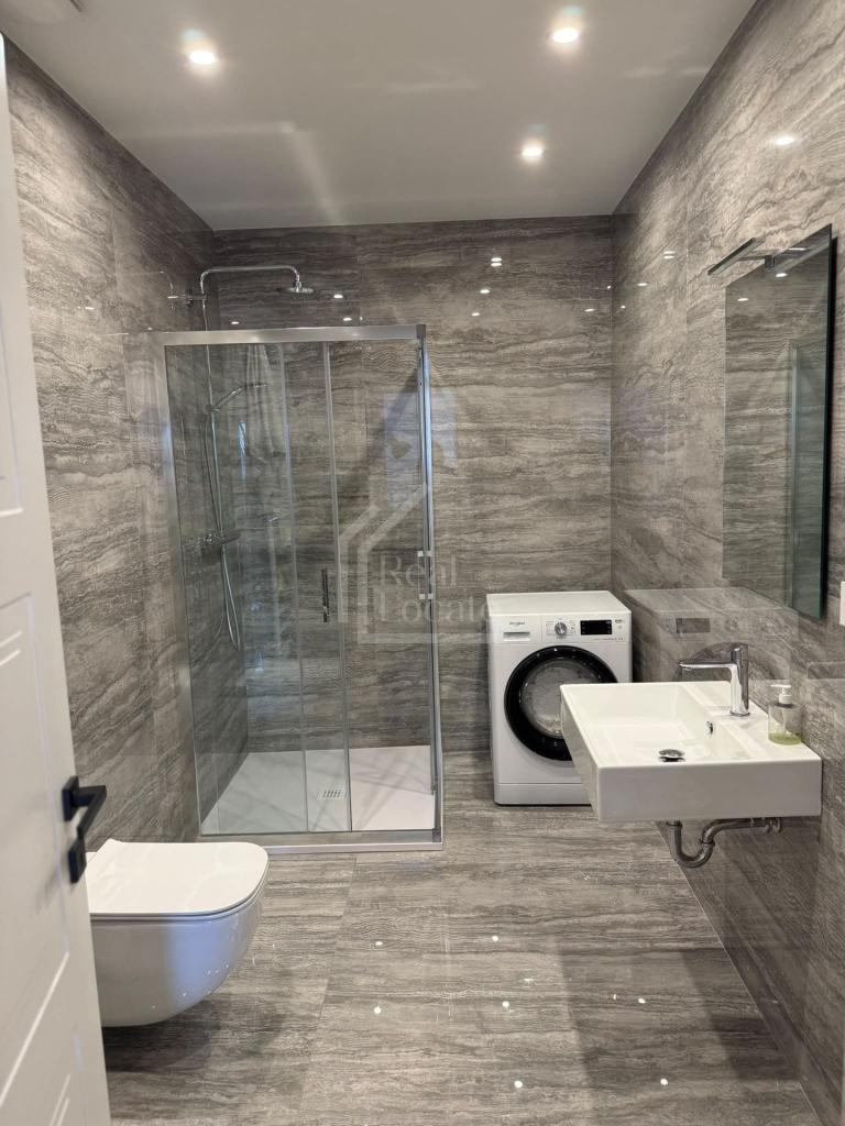 Pronájem bytu 3+kk 124 m2