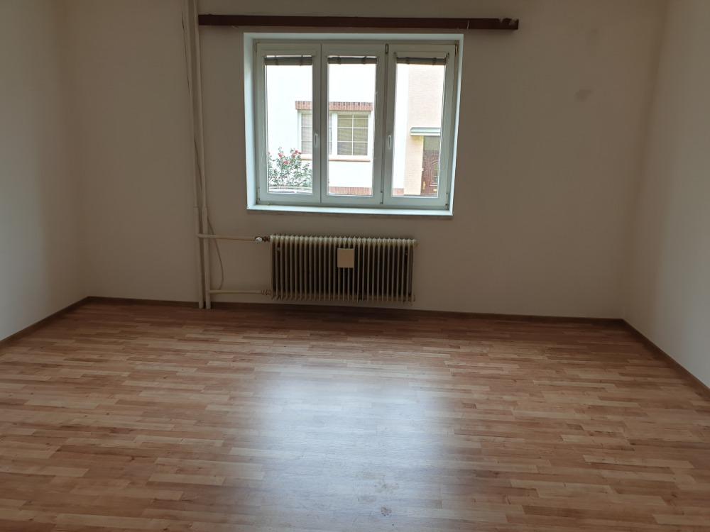 Pronájem bytu 1+1 40 m2