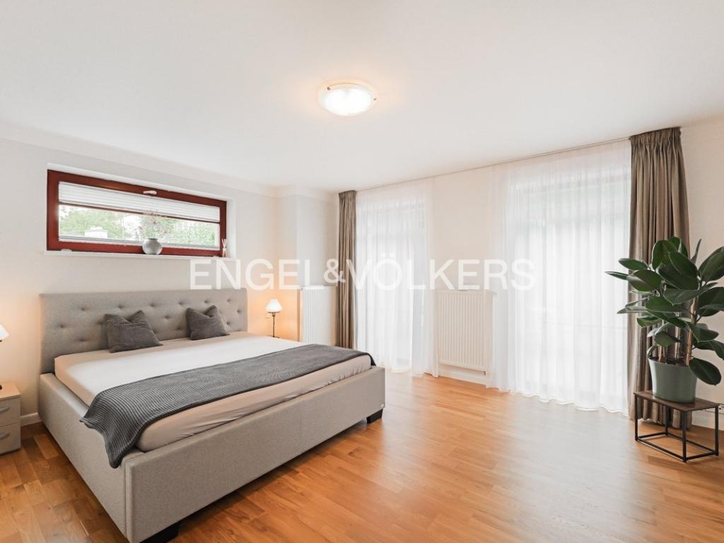 Pronájem domu 351 m2, Praha – náhled fotky 8