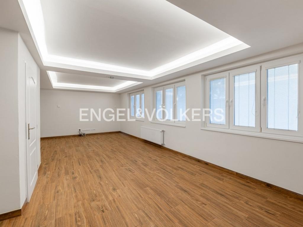 Pronájem domu 302 m2, Praha – náhled fotky 9