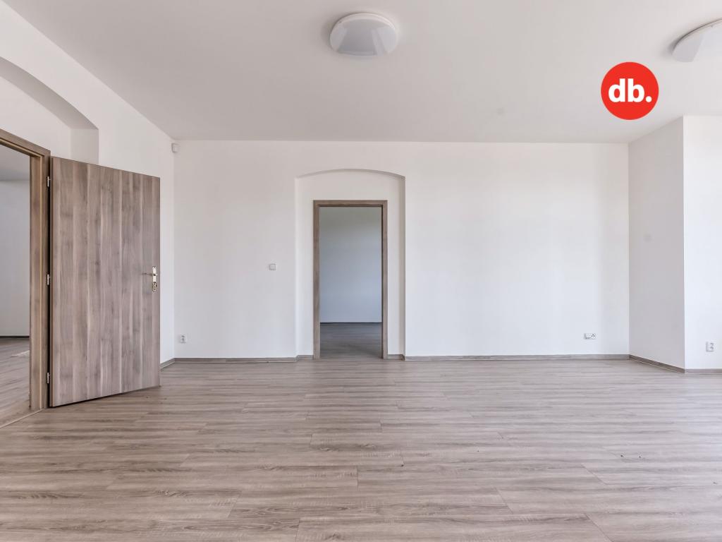 Prodej domu 750 m2, Chodov – náhled fotky 16