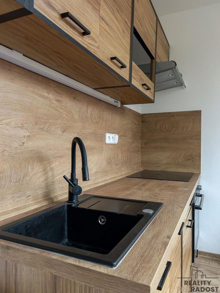 Pronájem bytu 1+1 36 m2