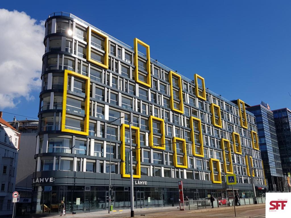 Pronájem bytu 3+kk 87 m2, Praha – náhled fotky 23
