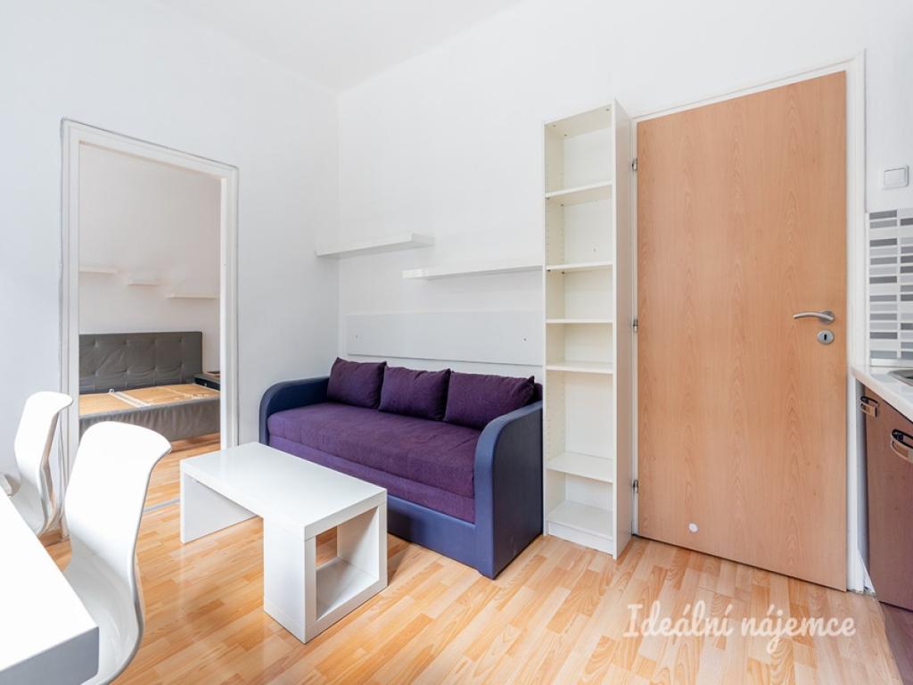Pronájem bytu 2+kk 32 m2