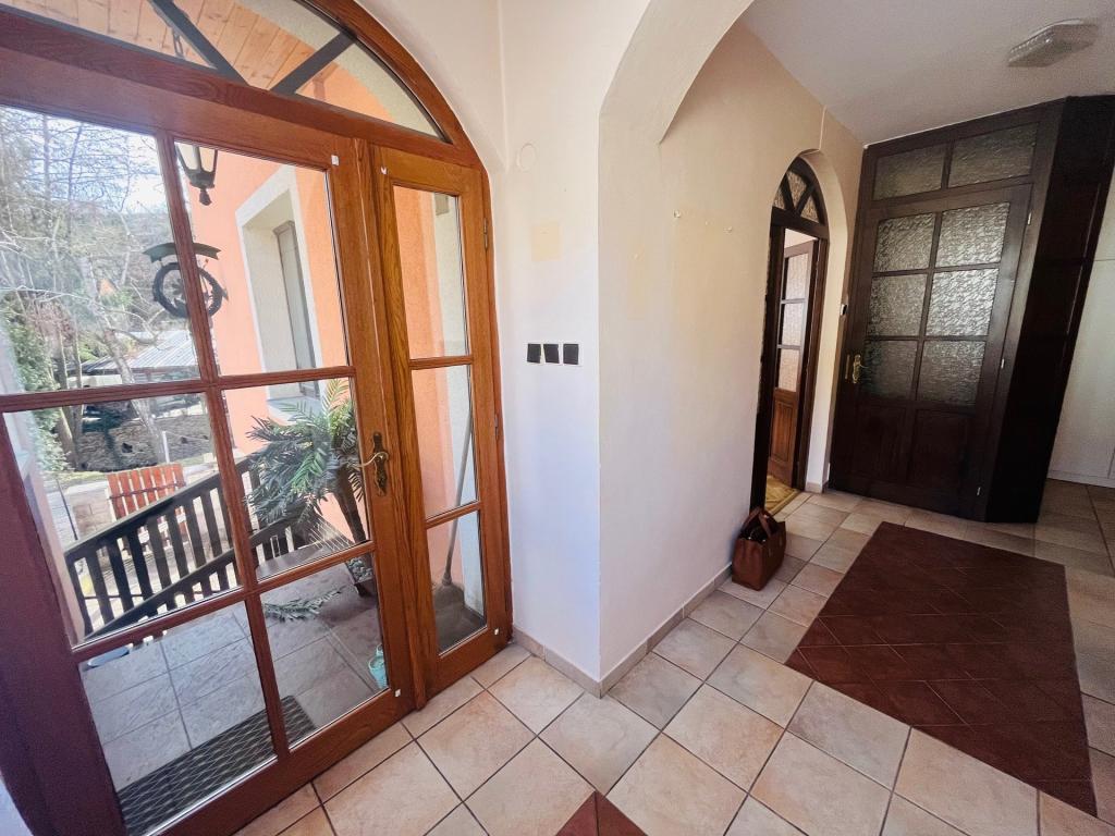 Pronájem bytu 2+1 90 m2