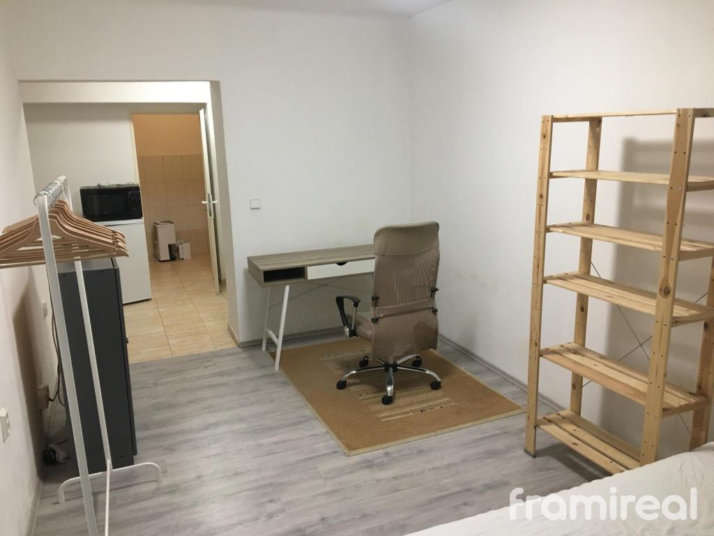 Pronájem bytu 1+1 30 m2