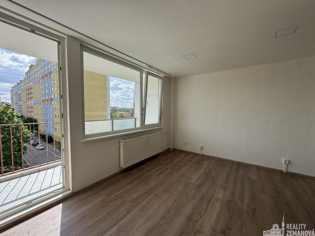 Pronájem bytu 1+kk 28 m2