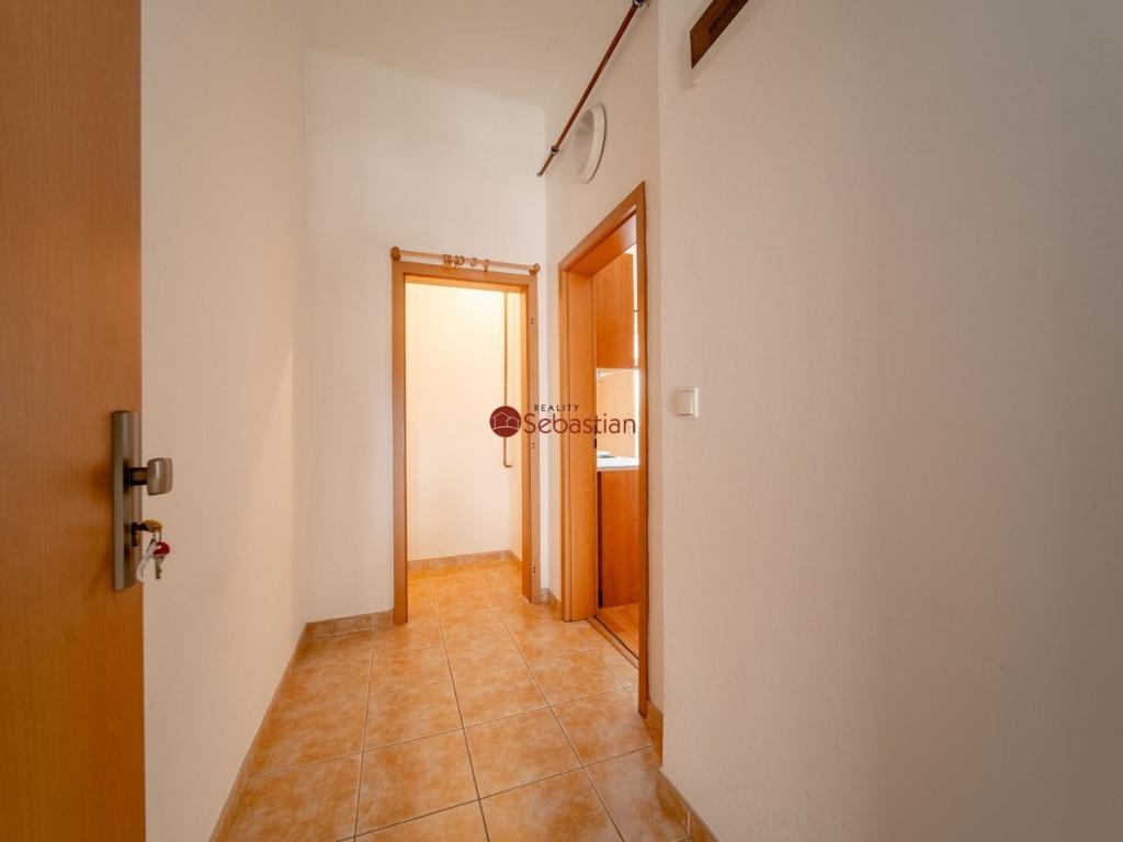 Pronájem bytu 2+kk 59 m2, Děčín – náhled fotky 11