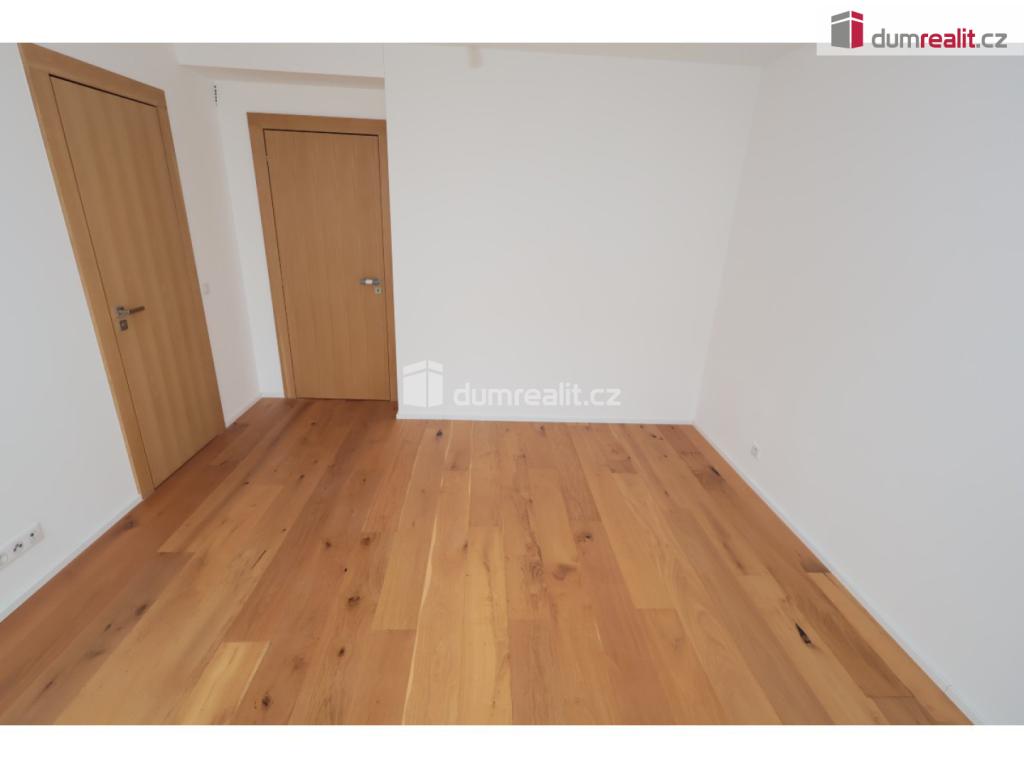 Prodej domu 286 m2, Praha – náhled fotky 22