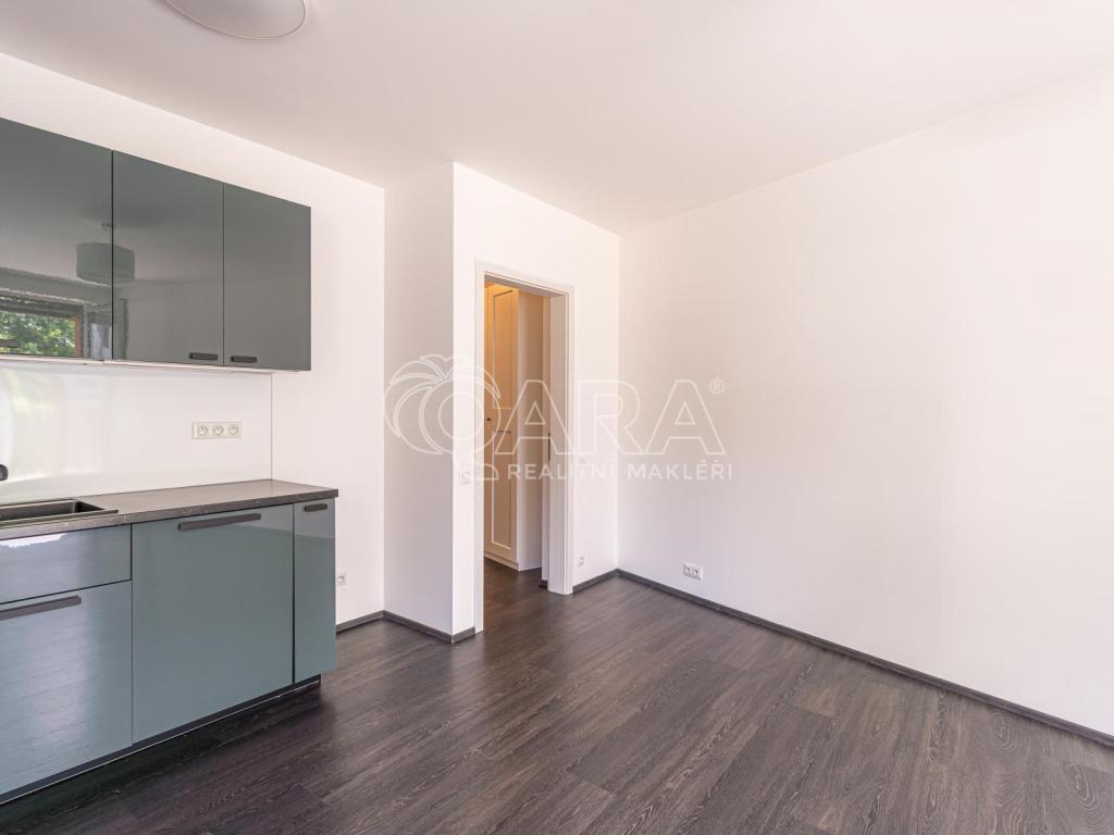 Pronájem bytu 3+kk 72 m2