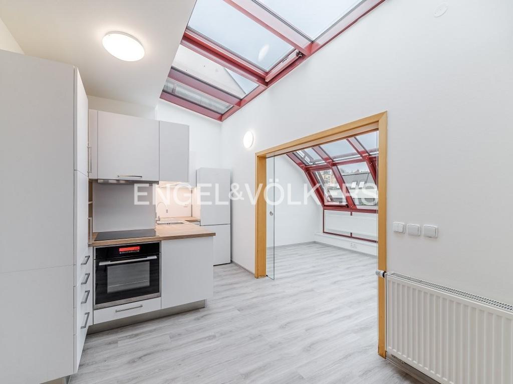 Pronájem bytu 4+1 80 m2