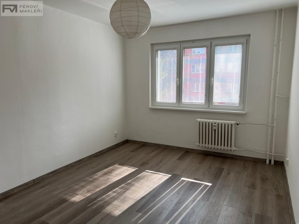 Pronájem bytu 1+1 38 m2