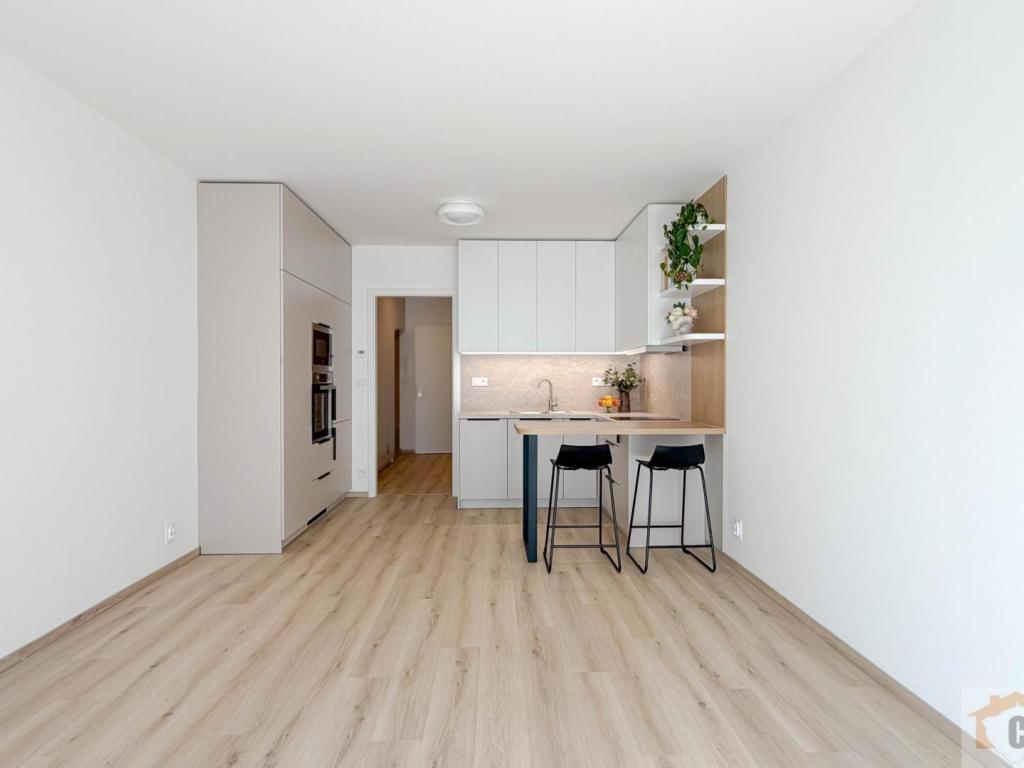 Pronájem bytu 2+kk 50 m2