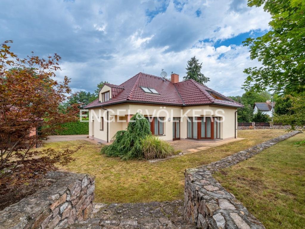 Pronájem domu 288 m2