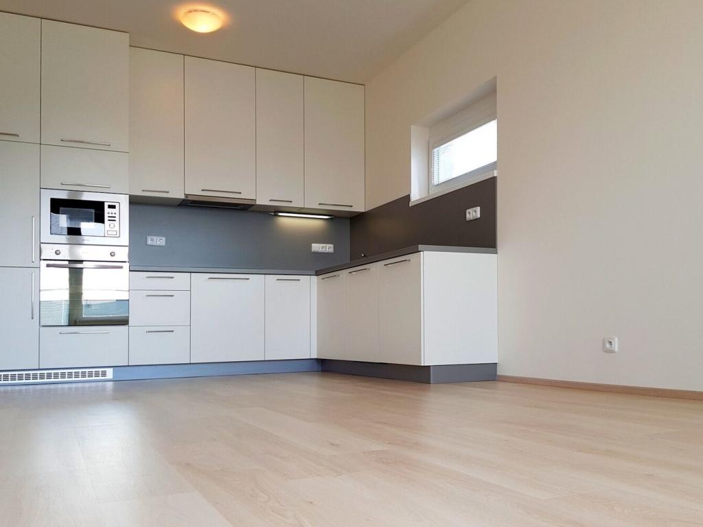 Pronájem bytu 2+kk 60 m2