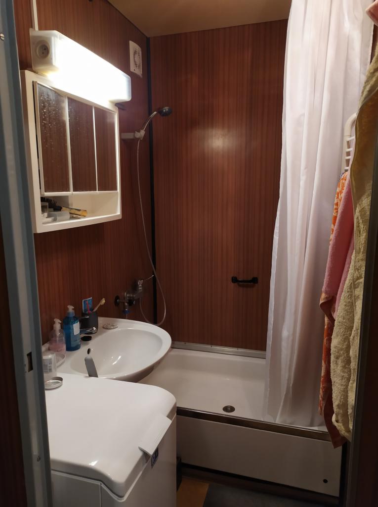 Spolubydleni bytu 1 lůžko 50 m2
