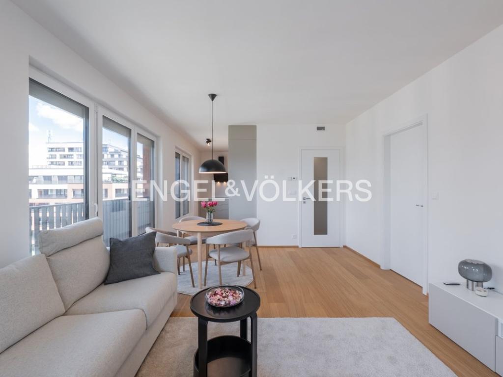 Pronájem bytu 2+kk 60 m2