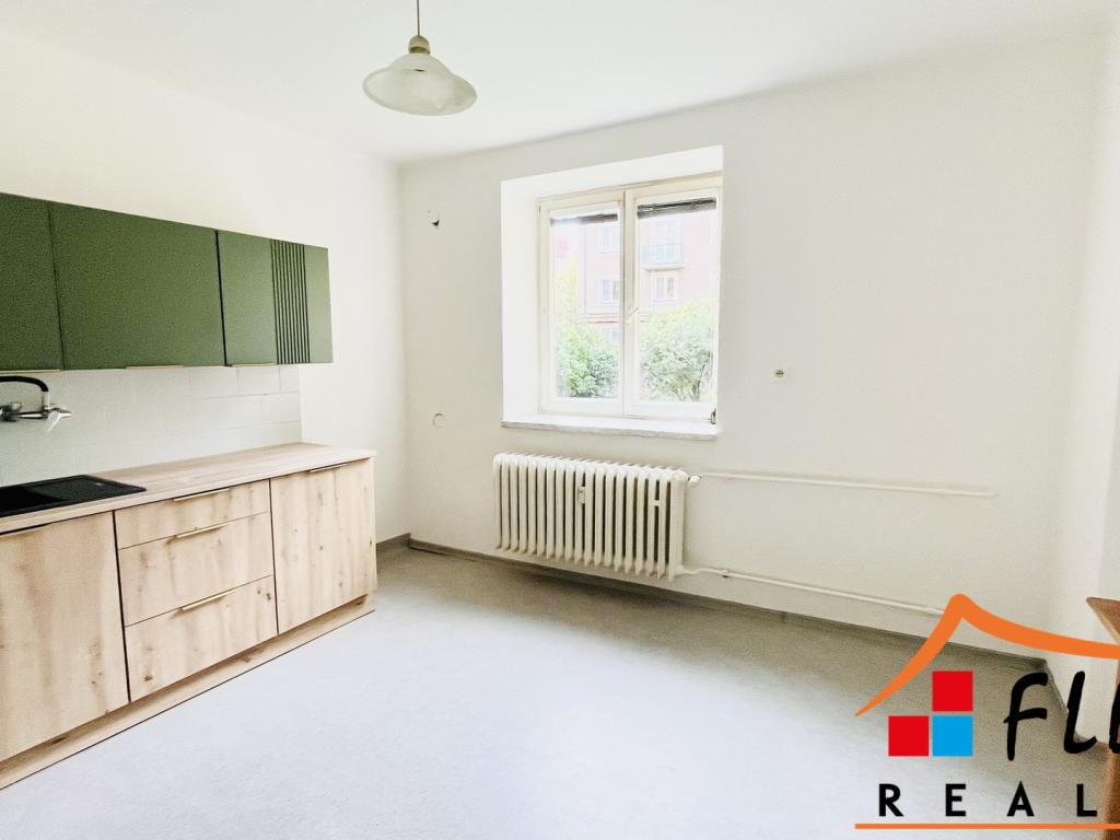 Pronájem 2+1, Ostrava - Budovatelská, 13000 Kč,